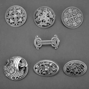 Viking Shield Brooches Pin Vintage Badge Nordic Medieval Cloak Pin Trinkets Scarves Brooch Round Breast Pins